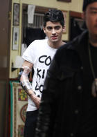 Zayn Malik : zayn-malik-1359552637.jpg