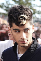 Zayn Malik : zayn-malik-1359552701.jpg