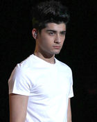 Zayn Malik : zayn-malik-1359695750.jpg