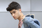 Zayn Malik : zayn-malik-1359707681.jpg