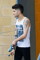 Zayn Malik : zayn-malik-1381170142.jpg