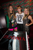 Zendaya Coleman : TI4U1379616783.jpg