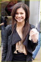 Zendaya Coleman : zendaya-coleman-1339227169.jpg