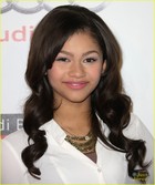 Zendaya Coleman : zendaya-coleman-1339227281.jpg