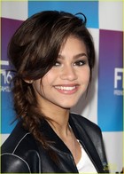 Zendaya Coleman : zendaya-coleman-1362129836.jpg