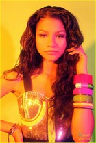 Zendaya Coleman : zendaya-coleman-1367169527.jpg