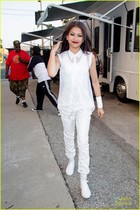 Zendaya Coleman : zendaya-coleman-1383849869.jpg