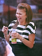 Zendaya Coleman : zendaya-coleman-1406650672.jpg