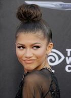 Zendaya Coleman : zendaya-coleman-1457388361.jpg