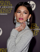 Zendaya Coleman : zendaya-coleman-1466979827.jpg