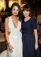 Zooey Deschanel in General Pictures, Uploaded by: Guest