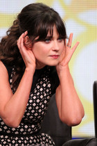 Zooey Deschanel : zooey-deschanel-1362551477.jpg