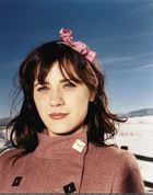 Zooey Deschanel : zooey-deschanel-1362601166.jpg