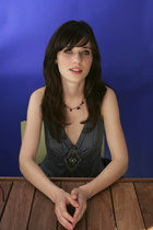 Zooey Deschanel : zooey-deschanel-1362768910.jpg