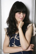 Zooey Deschanel : zooey-deschanel-1362860132.jpg