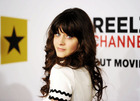 Zooey Deschanel : zooey-deschanel-1363021987.jpg