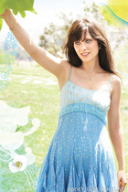 Zooey Deschanel : zooey-deschanel-1366554126.jpg