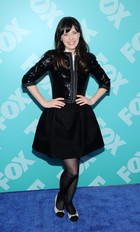 Zooey Deschanel : zooey-deschanel-1368552473.jpg