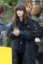 Zooey Deschanel : zooey-deschanel-1418940879.jpg