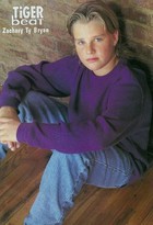 Zachery Ty Bryan in General Pictures, Uploaded by: fan improvement